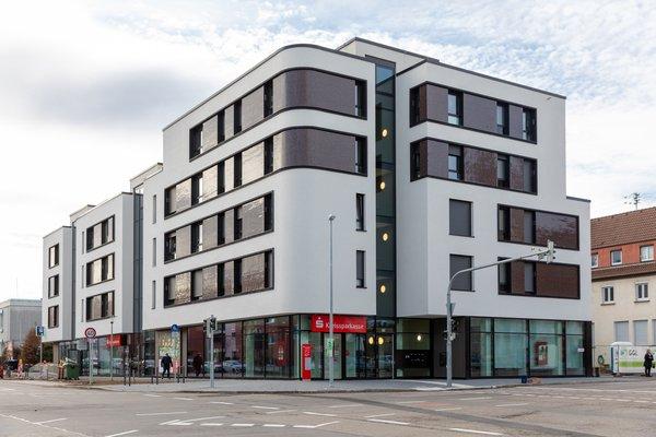 Wohn- und Geschäftsgebäude